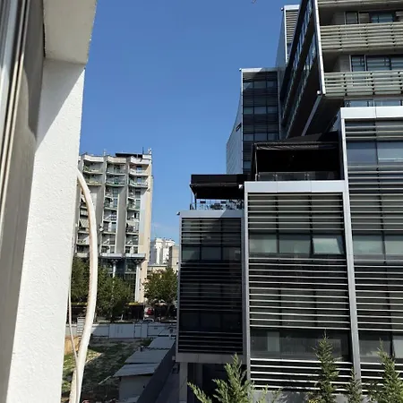 Estel Gæstehus Tirana